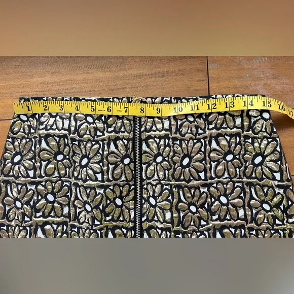 J. McLaughlin Perita Mini Skirt Vintage Daisy Gold Metallic Brocade Zip Front - Picture 14 of 14